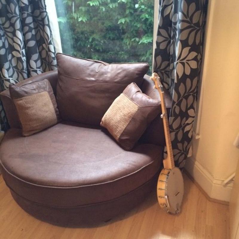 Extremely comfy two seater rotating chair