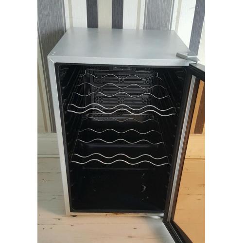 Wine cooler fully working