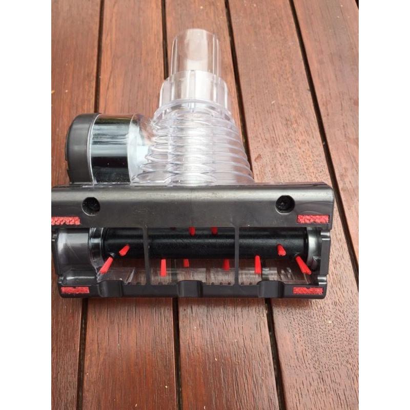 Dyson floor tool