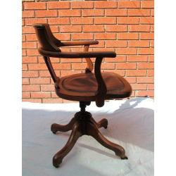 GOOD SOLID WOODEN ANTIQUE OFFICE CHAIR