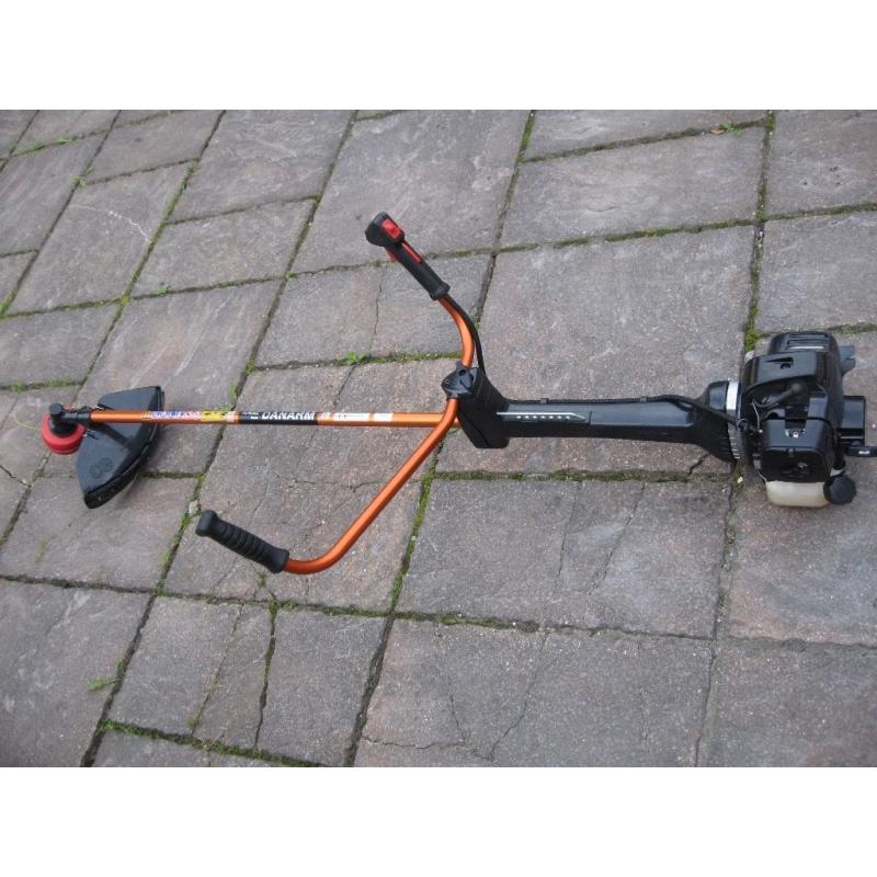 Mitsubishi TLE 48 Professional Strimmer.