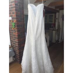 Beautiful vintage style wedding dress