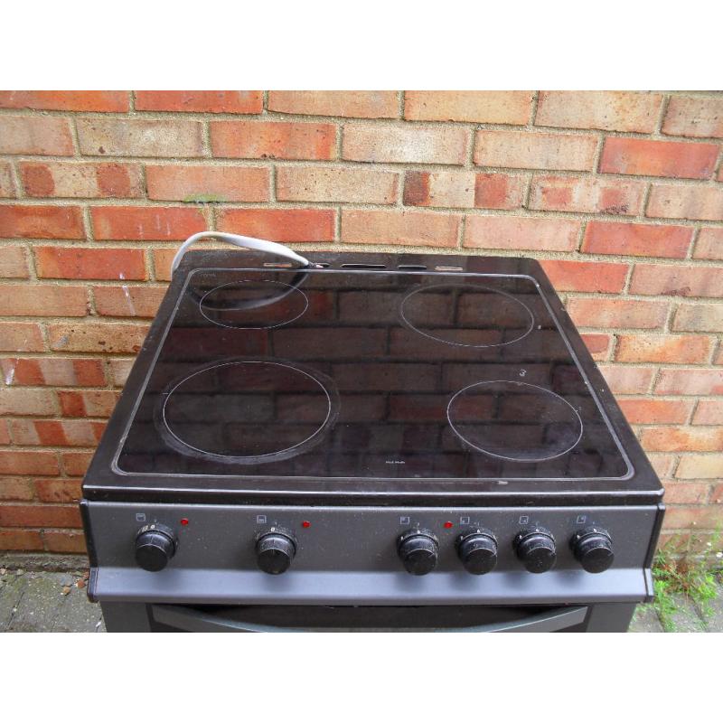 Logik - Free-standing twin cavity electric cooker 2 years old