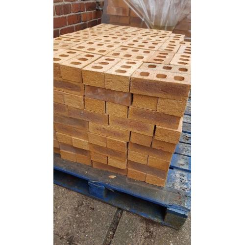 Ibstock bricks 900 plus