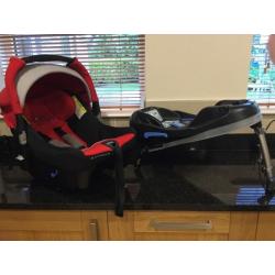 Jane Strata infant 'group 0 plus' car seat and Isofix base