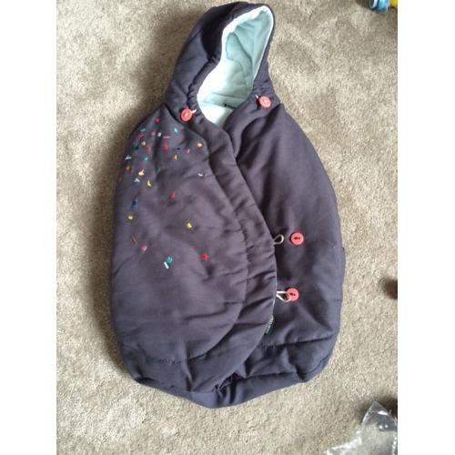 Maxi cosi pebble car seat muff