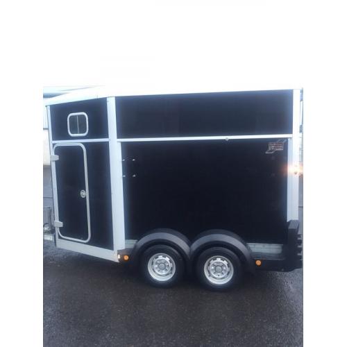 Ifor Williams hb511