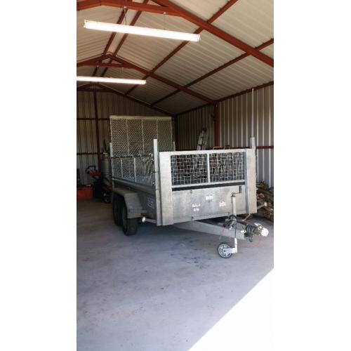 10ft × 5ft As new galvanised trailer