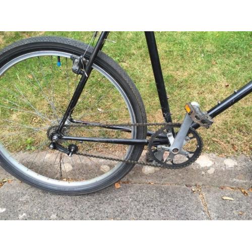 Single Speed Bike. 48 by 18 ratio. Wide tyres.