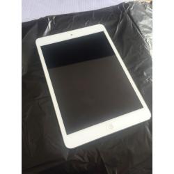 White IPad mini (16G)