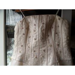 cream wedding dress size 18