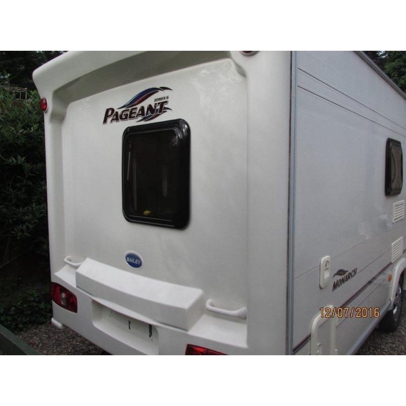 BAILEY PAGEANT ,,2 berth 2006 ,, with Porch Awning