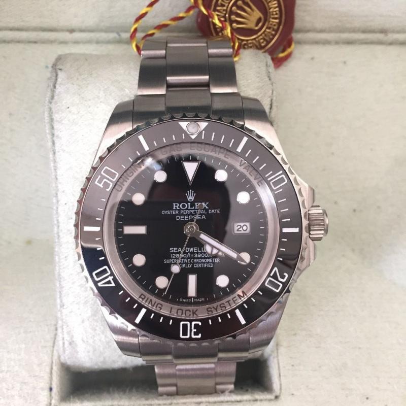 Rolex deep se dweller luxury automatic divers watch brand new in Swiss box oyster perpetual 44mm