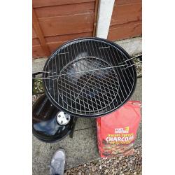 Barbeque with charcoal (used once)