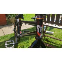 Custom United bmx with spare Wethepeople frame