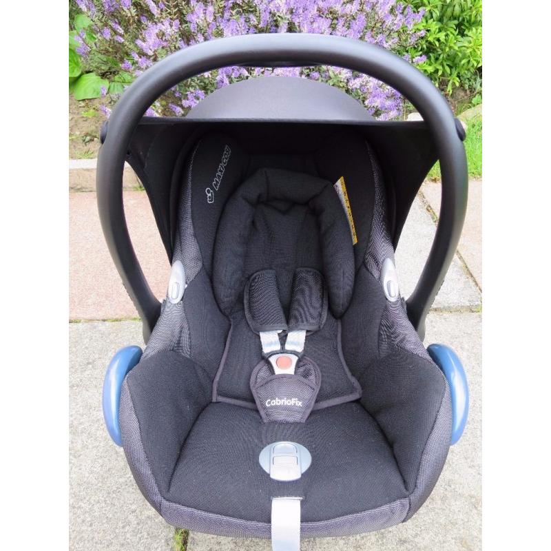 Maxicosi car seat with cosi toes