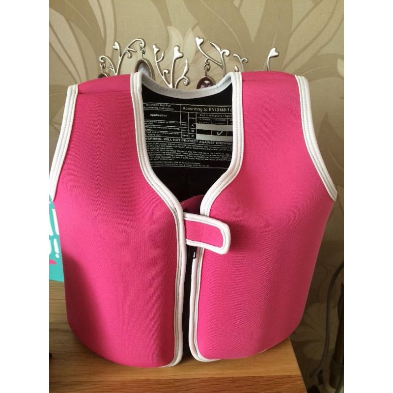 SWIM VEST