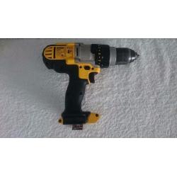 DeWALT Dcd985, 3 speed XRP Li-ion Combi Drill, BODY ONLY(used) Makita