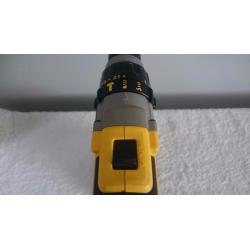 DeWALT Dcd985, 3 speed XRP Li-ion Combi Drill, BODY ONLY(used) Makita
