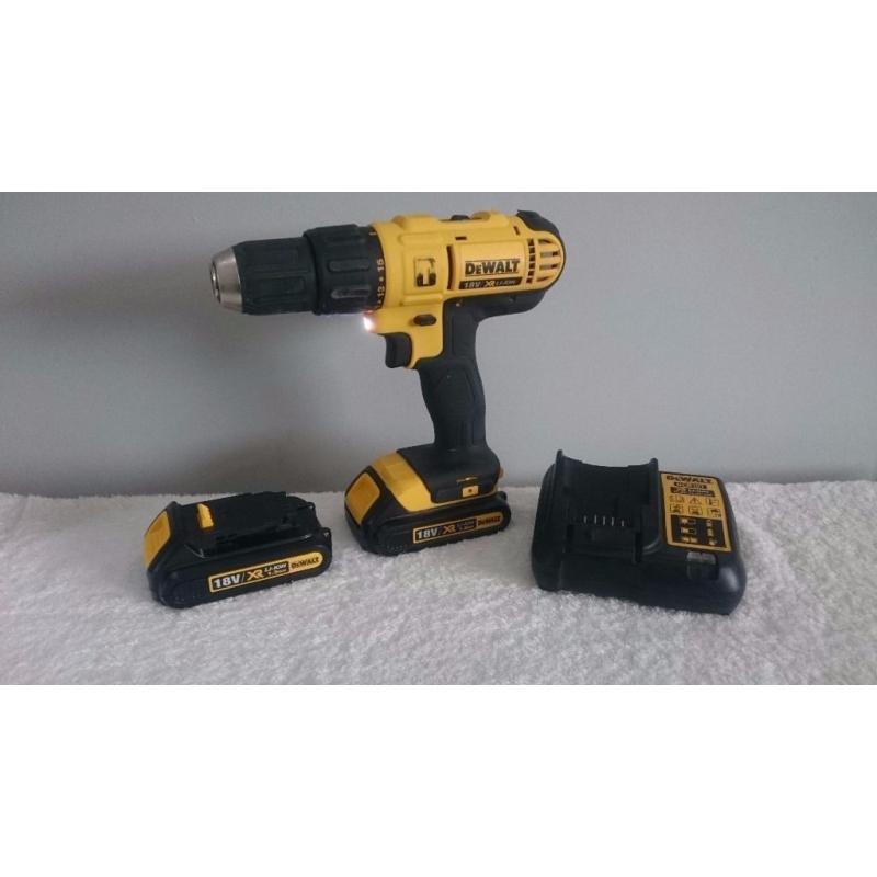 DeWALT Dcd776, XR Li-ion Combi Drill,2 x 1.3ah batteries,(used) Makita