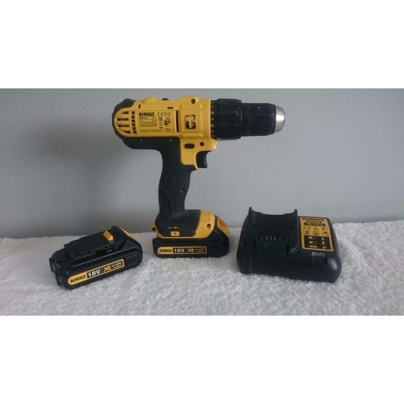 DeWALT Dcd776, XR Li-ion Combi Drill,2 x 1.3ah batteries,(used) Makita