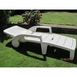Sun Lounger