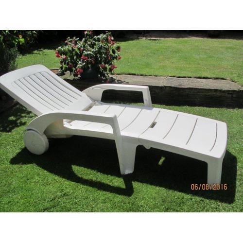 Sun Lounger