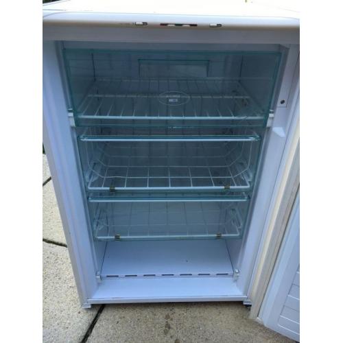 Hotpoint under counter freezer