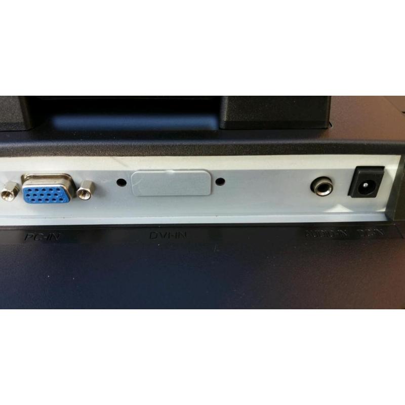 Digimate L1715 colour lcd pc monitor