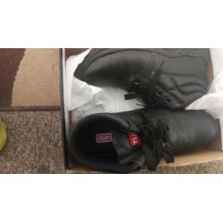 TUF steal toe cap boots size 11 Mens brand new