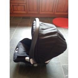 Mamas & Papas Primo Viaggio Car Seat (group 0+)