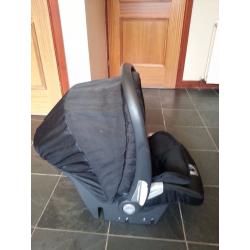 Mamas & Papas Primo Viaggio Car Seat (group 0+)