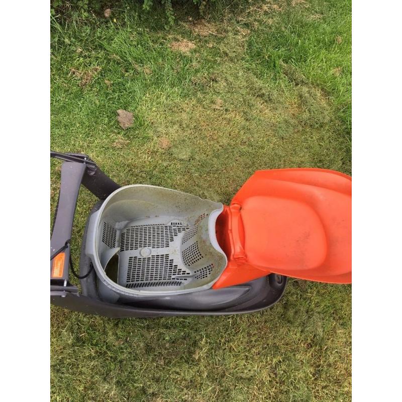 Flymo easi glide 330 lawn mower as new