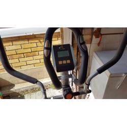 Crosstrainer/exercise bike