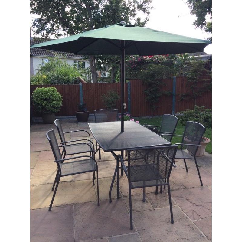 Patio Table + 6 Chairs + Umbrella