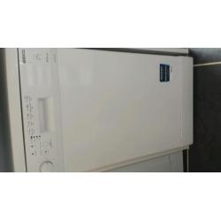 Beko narrow dishwasher