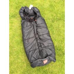 Kaiser Iglu foot muff.