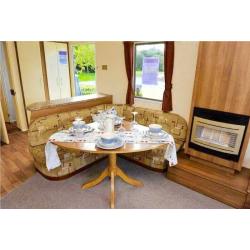 MANAGER SPECIAL CARAVAN FOR SALE ON 5* HOLIDAY PARK
