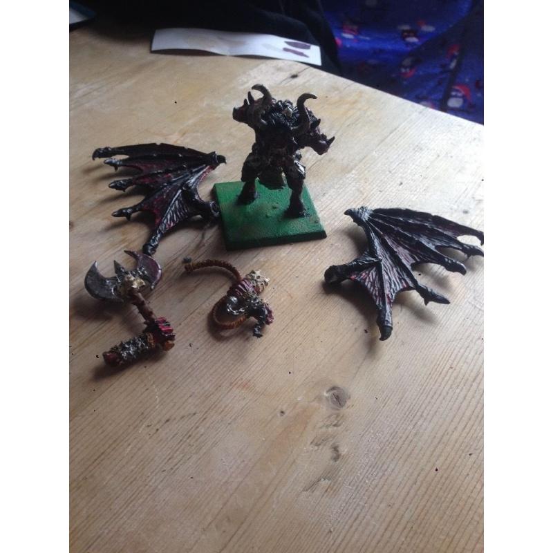 COLLECTION OF WARHAMMER CHAOS ARMY