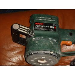 Bosh PDA 100. 240 volt corner sander.
