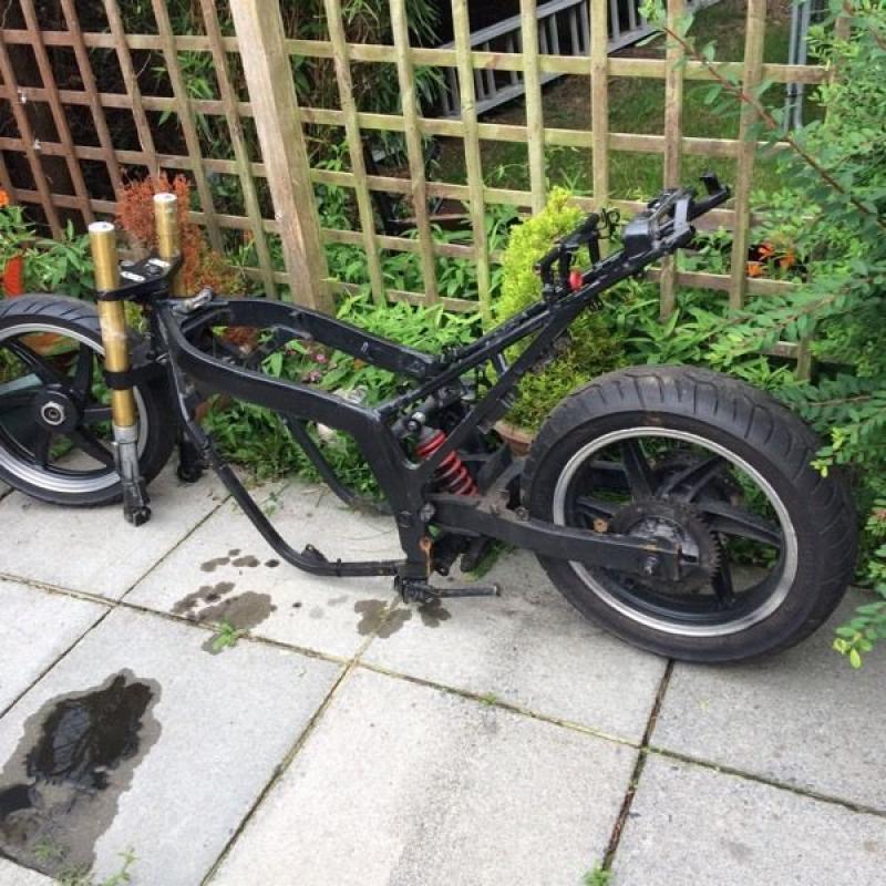 MOTORBIKE FRAME WITH V5 AND REG