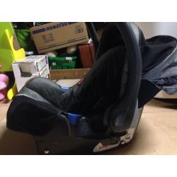 Britax baby car seat 0-13kg