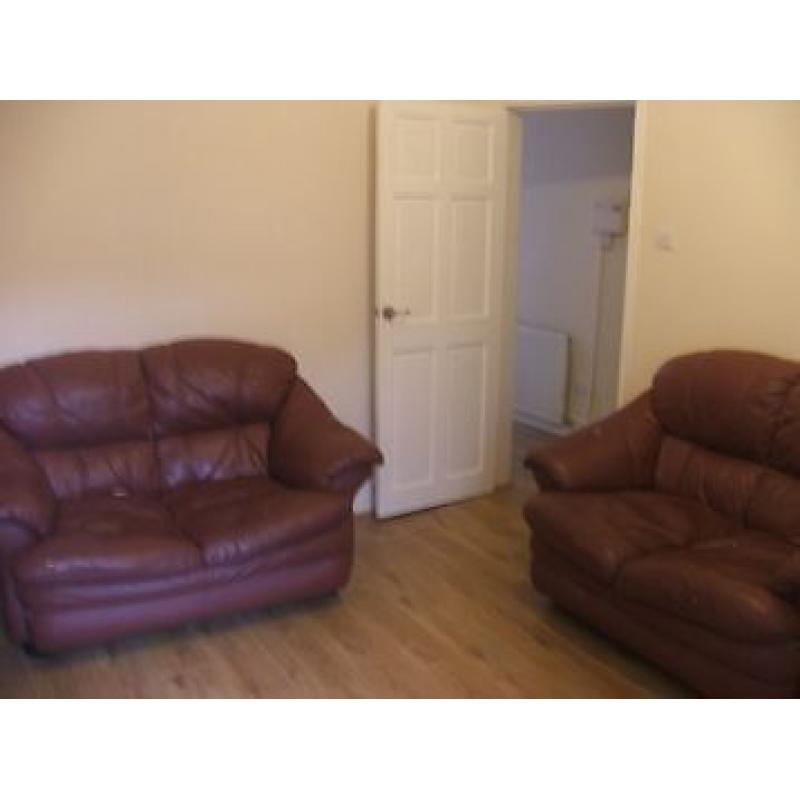 Double Room in lovely house inclu All bills only 295 per month! Rusholme nr uni/oxford rd /city