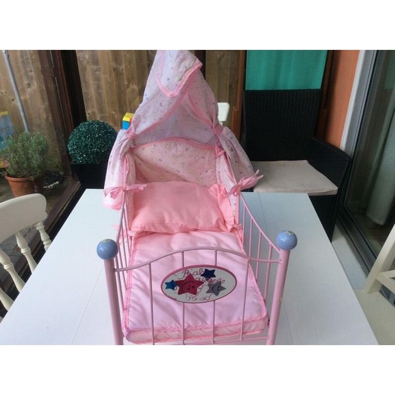 Dolls cot