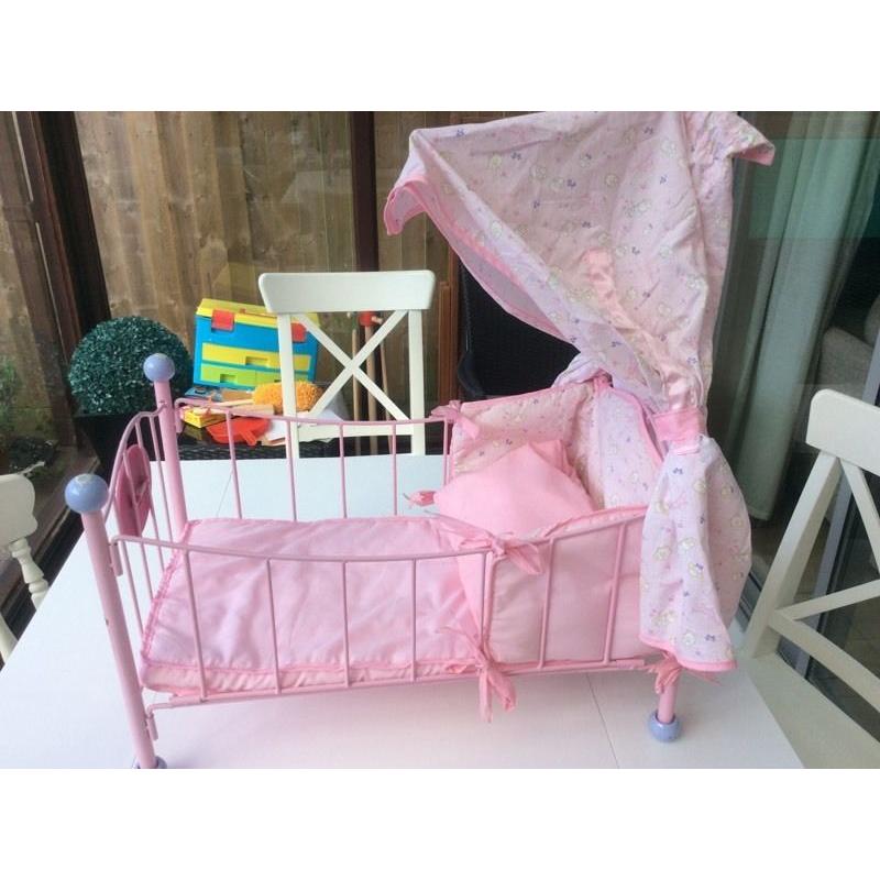 Dolls cot