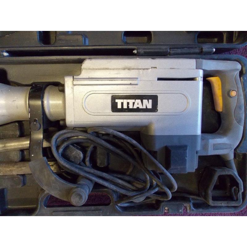 jack hammer/concrete breaker by titan