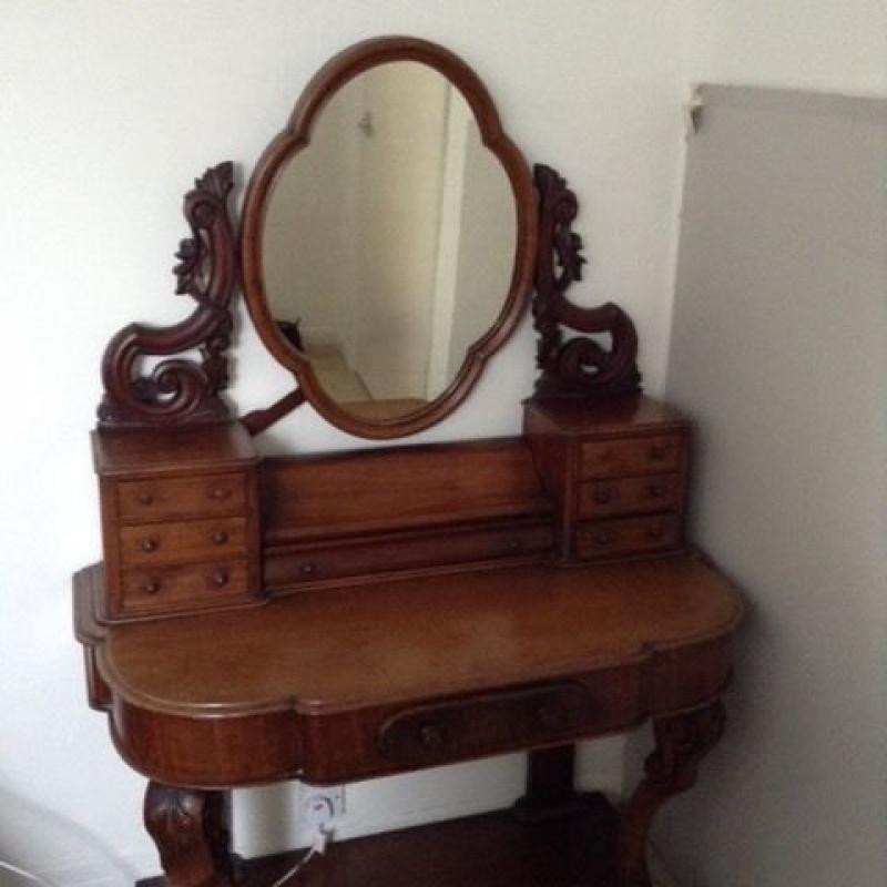 Mahogany Victorian dressing table