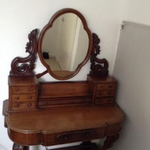 Mahogany Victorian dressing table