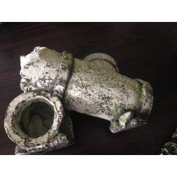AQUARIUM ACCESSORIES/ORNAMENTS