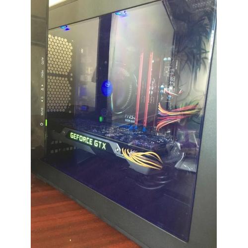 Custom Built Gaming PC/27 inch LED monitor/Roccat Gaming Keyboard+Mouse